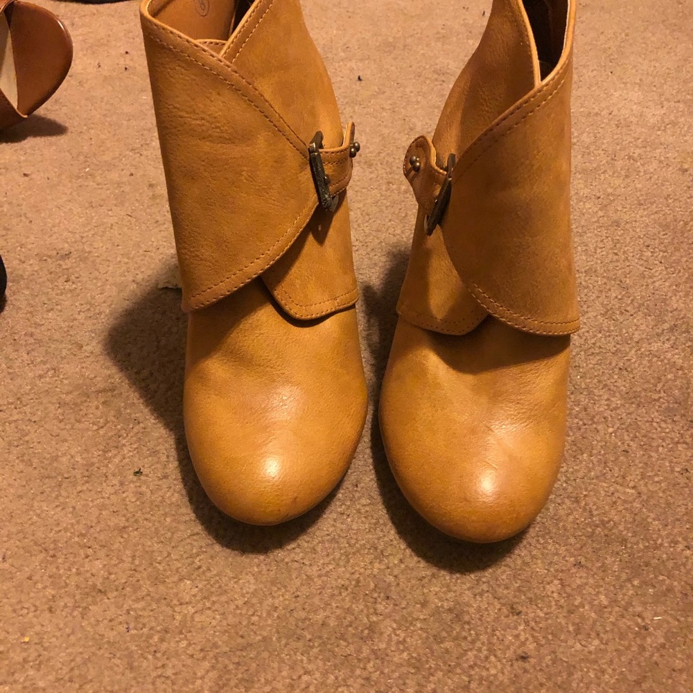 Brown boots